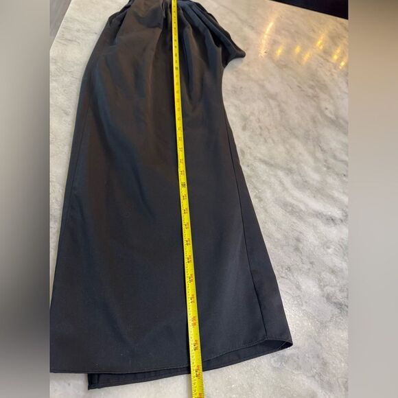 Go International Little Black Shift Dress. Size Medium - Picture 6 of 10